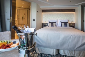 Deluxe Balcony Suite